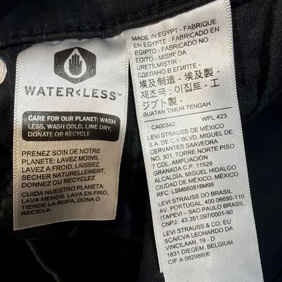 Levi’s Jeans Women’s Classic Straight Fit Size 24W Denim Stretch Dark Wash - Picture 9 of 13